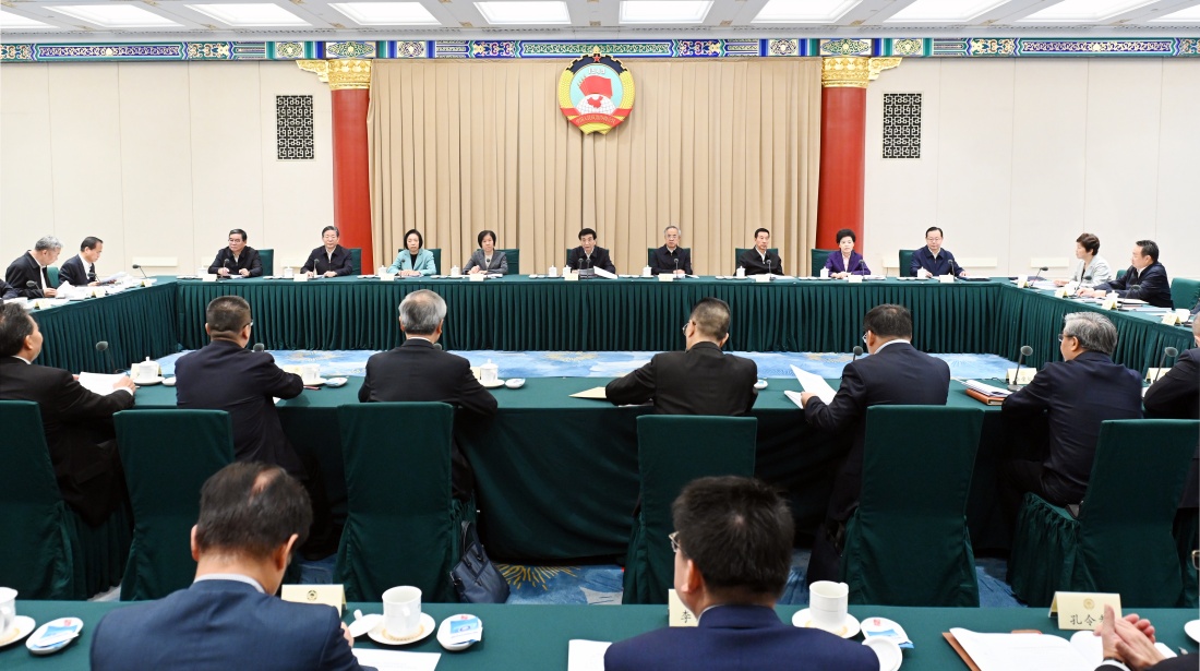 全國政協(xié)召開雙周協(xié)商座談會(huì) 圍繞廣泛團(tuán)結(jié)聯(lián)系海外僑胞、引導(dǎo)華僑傳遞好中國聲音協(xié)商議政 王滬寧主持